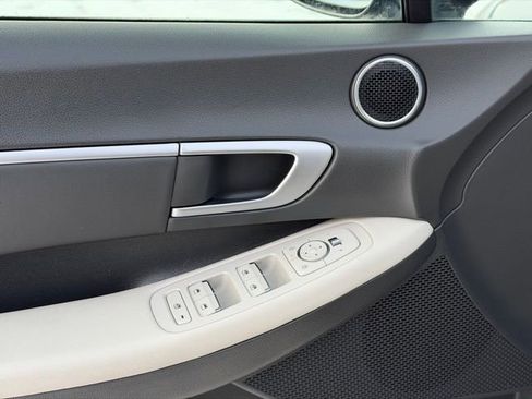 Used 2024 Hyundai Sonata SEL w/ Convenience Package image 21