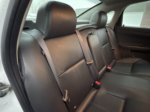 Used 2012 Chevrolet Impala LTZ image 32