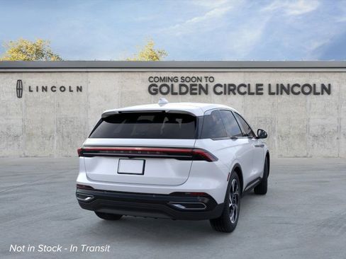 New 2026 Lincoln Nautilus Premier image 8