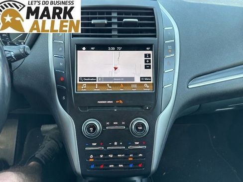 Used 2019 Lincoln MKC Reserve w/ MKC Technology Package FWD image 8