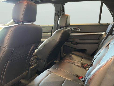 Used 2017 Ford Explorer Sport w/ Equipment Group 401A AWD/4WD image 17