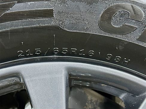 Used 2021 MAZDA CX-30 FWD 2.5 S image 32