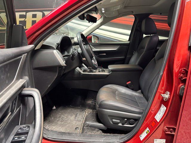 Used 2024 MAZDA CX-90 3.3 Turbo w/ Preferred Plus AWD/4WD image 4