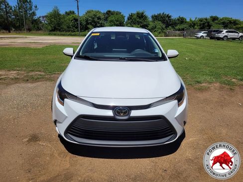 Used 2023 Toyota Corolla LE FWD image 10