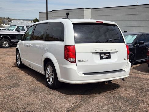 Used 2019 Dodge Grand Caravan SXT FWD image 7