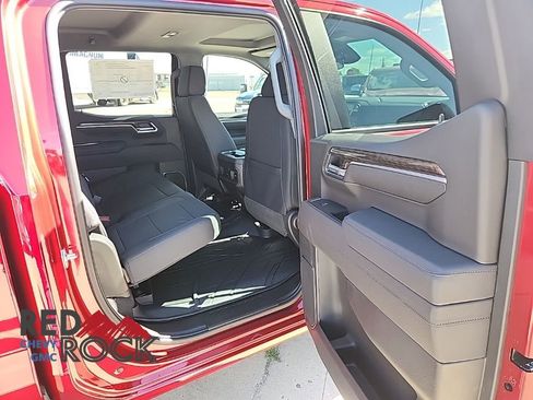 New 2026 Chevrolet Silverado 1500 RST w/ Dark Appearance Package image 19