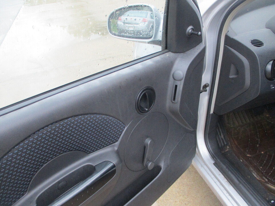 Used 2006 Chevrolet Aveo LS FWD image 26