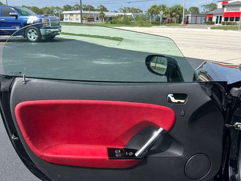 Used 2007 Saturn Sky Red Line RWD image 15
