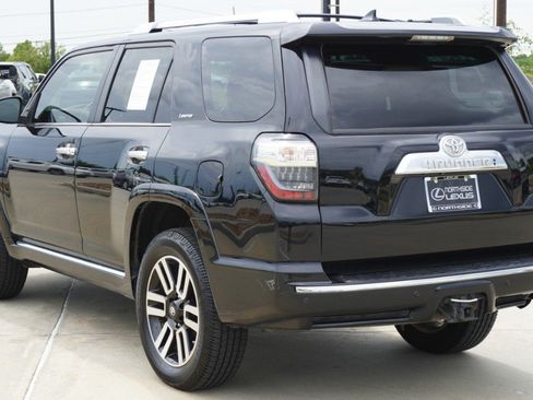 Used 2015 Toyota 4Runner Limited AWD/4WD image 9