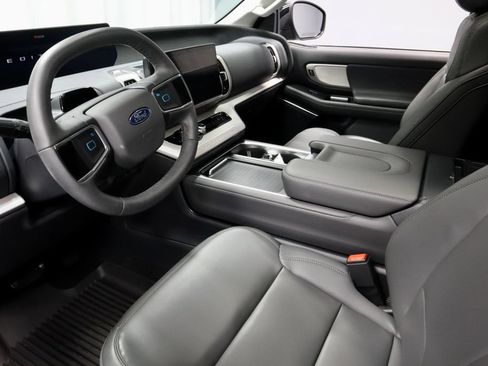 Used 2026 Ford Expedition Max Active AWD/4WD image 23