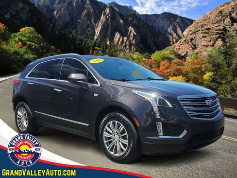 Used 2018 Cadillac XT5 Luxury AWD/4WD image 1