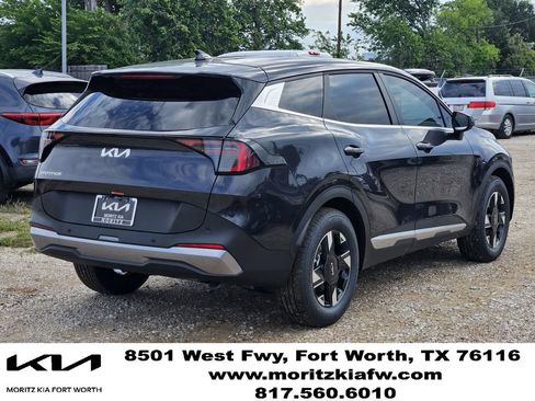 New 2026 Kia Sportage LX FWD image 3