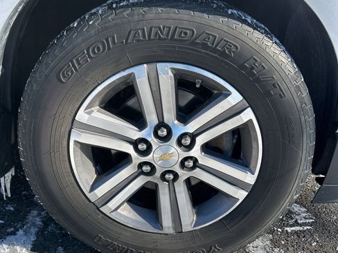 Used 2016 Chevrolet Traverse LT image 12