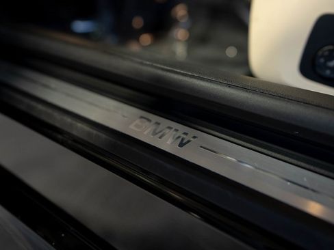 Used 2021 BMW 430i Coupe w/ Premium Package image 30