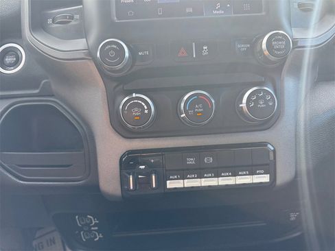 Used 2023 RAM 3500 Tradesman image 21