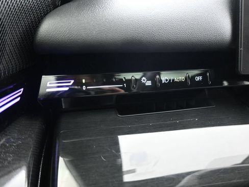 Used 2026 BMW 530i RWD image 34
