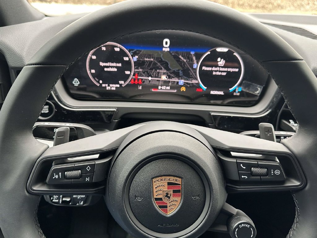 Used 2026 Porsche Cayenne AWD/4WD image 21
