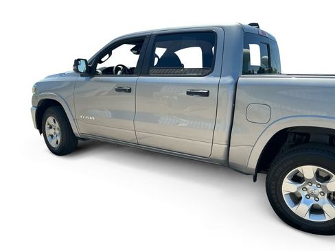 Used 2025 RAM 1500 Big Horn AWD/4WD image 24