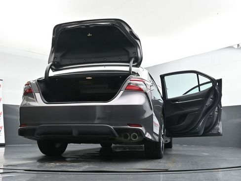 Used 2023 Toyota Camry SE image 31