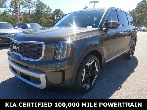Certified 2025 Kia Telluride S FWD image 1