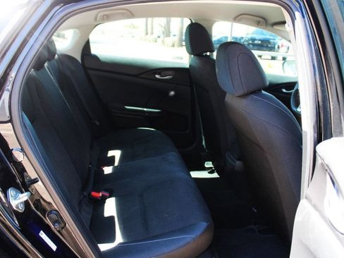 Used 2019 Honda Insight LX image 12