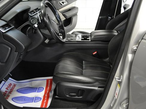 Used 2018 Land Rover Range Rover Velar R-Dynamic SE image 10