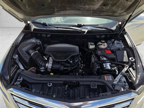 Used 2018 Cadillac XT5 FWD image 25