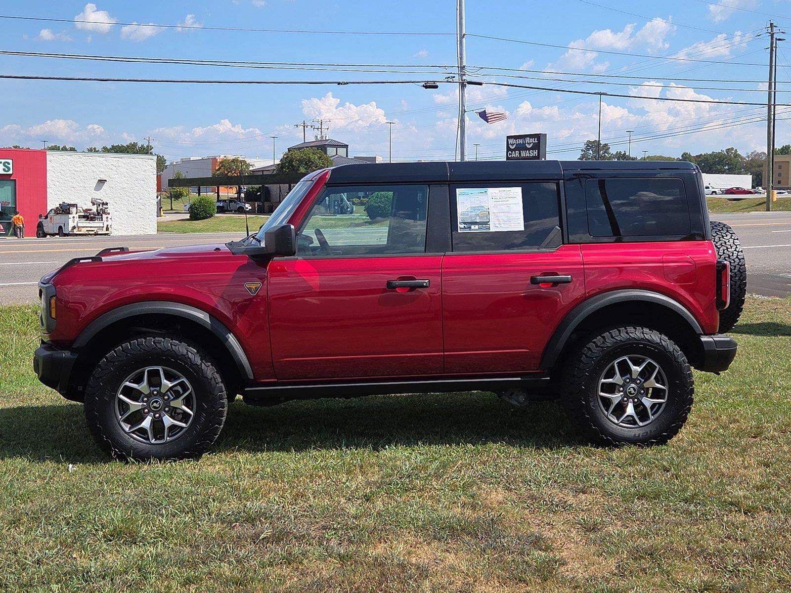Used 2025 Ford Bronco Badlands AWD/4WD image 6