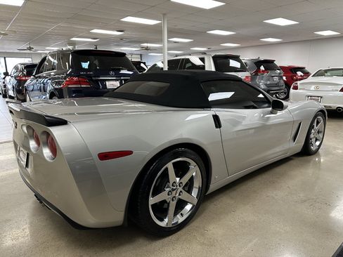 Used 2008 Chevrolet Corvette Convertible w/ Preferred Equipment Group image 12