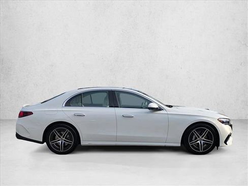 Used 2026 Mercedes-Benz E 350 Sedan image 4