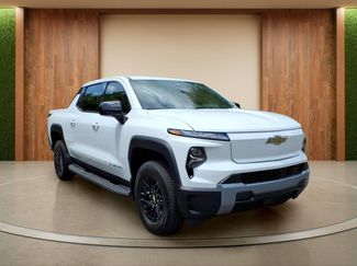 New 2026 Chevrolet Silverado EV LT AWD/4WD video 1