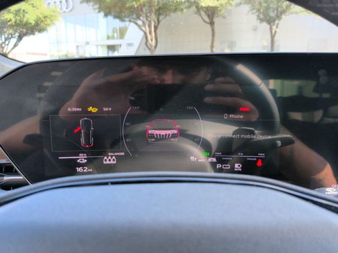 Certified 2025 Audi Q6 e-tron Premium Plus w/ Premium Plus AWD/4WD image 20