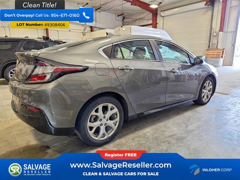 Used 2017 Chevrolet Volt Premier w/ Driver Confidence II Package image 4