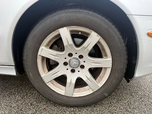 Used 2007 Mercedes-Benz E 320 BlueTEC Sedan image 24