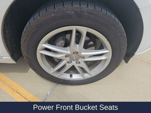 Used 2017 Audi Q5 2.0T Premium Plus w/ Technology Package image 13