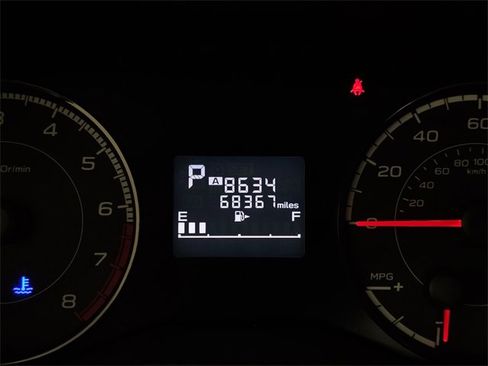 Used 2017 Subaru Impreza 2.0i image 12