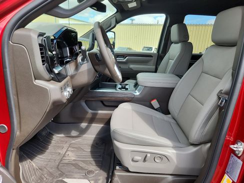 New 2026 GMC Sierra 2500 SLT image 11