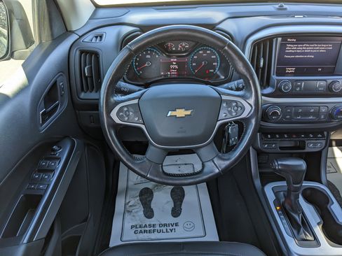 Used 2021 Chevrolet Colorado ZR2 image 16