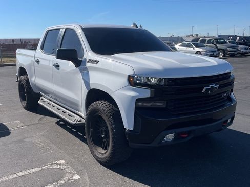 Used 2021 Chevrolet Silverado 1500 LT Trail Boss w/ Bed Protection Package image 2
