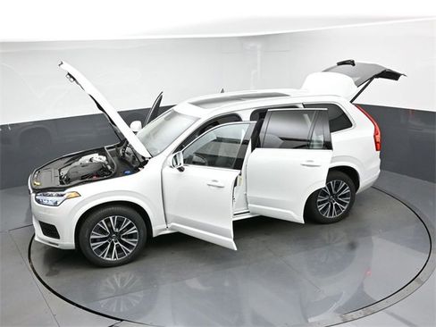 Used 2022 Volvo XC90 T6 Momentum w/ Advanced Package image 51