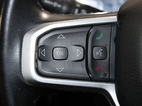 Used 2020 RAM 1500 Big Horn AWD/4WD image 22