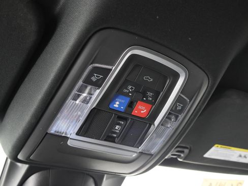 Used 2021 RAM 1500 Laramie AWD/4WD image 55