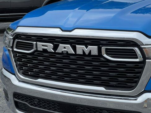 Used 2025 RAM 1500 Big Horn AWD/4WD image 37