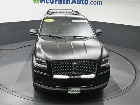 Used 2023 Lincoln Navigator L Reserve AWD/4WD image 30
