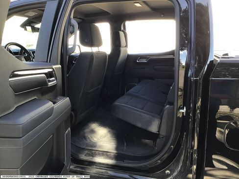 Used 2023 Chevrolet Silverado 1500 LT Trail Boss image 10