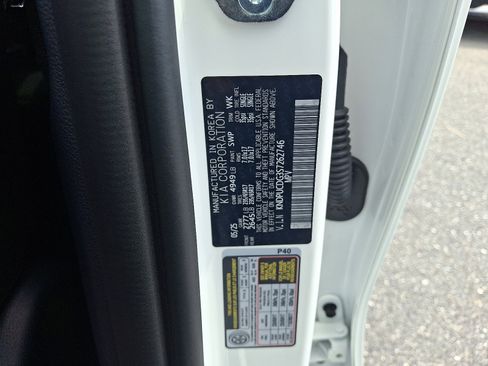 New 2025 Kia Sportage LX image 16