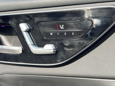 Used 2026 Mercedes-Benz GLC 300 4MATIC image 33