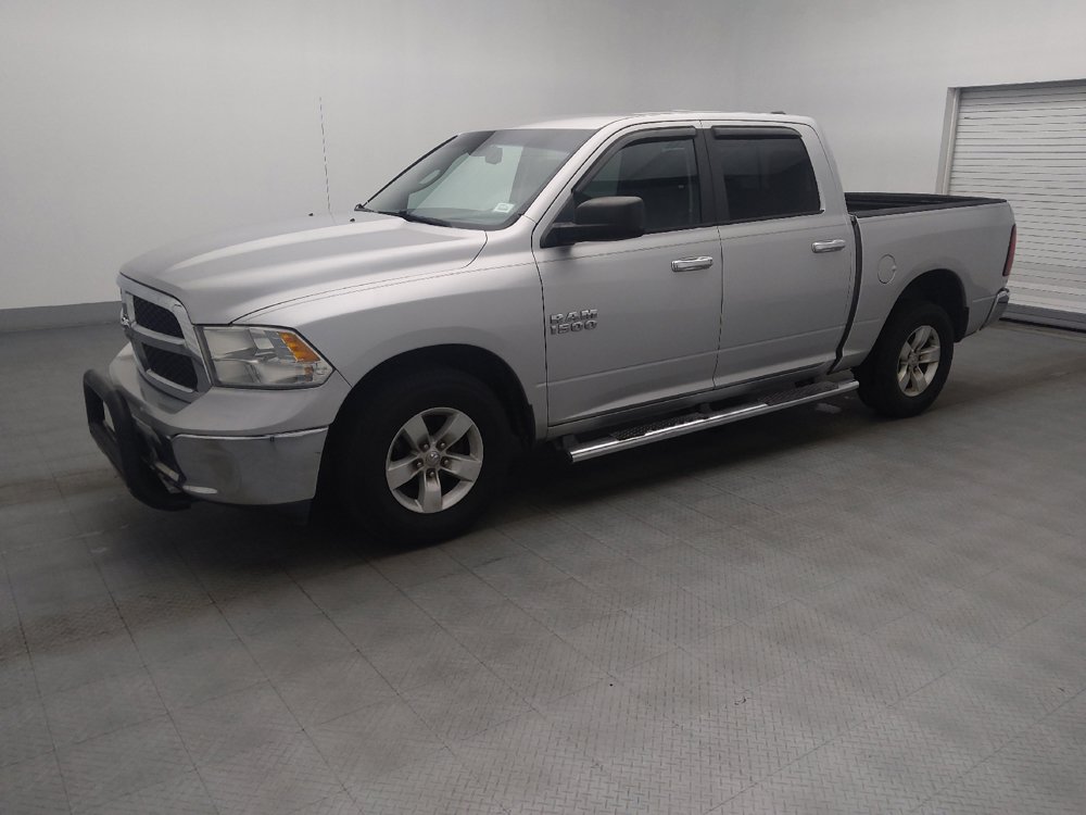 Used 2014 RAM 1500 Classic SLT RWD image 2