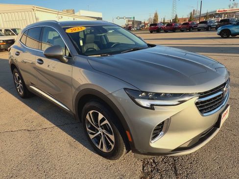 Used 2023 Buick Envision Essence image 2