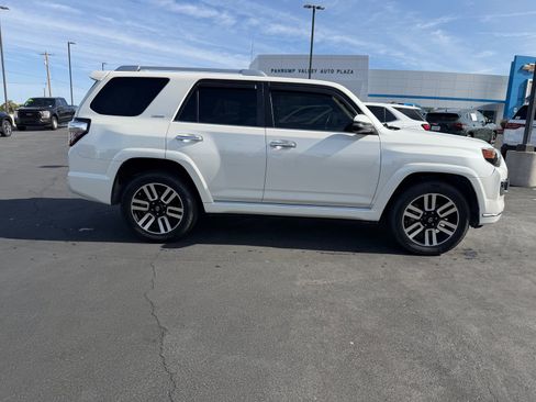 Used 2015 Toyota 4Runner Limited AWD/4WD image 2